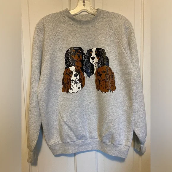 Fruit of the Loom Gray Cavalier King Charles Spaniel Graphic Sweatshirt - Picture 1 of 5